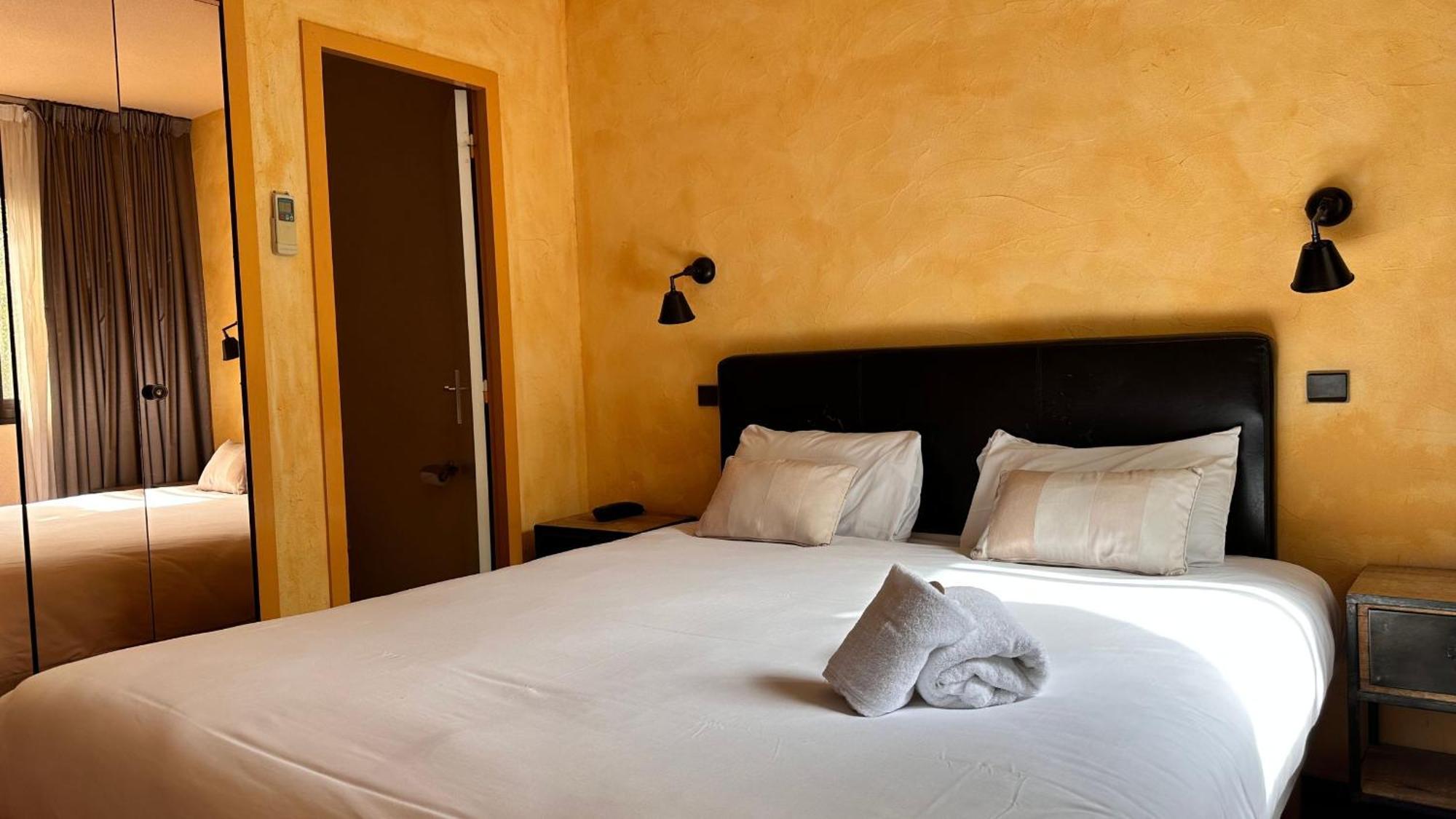 Logis Hotel Noemys Gradignan Buitenkant foto