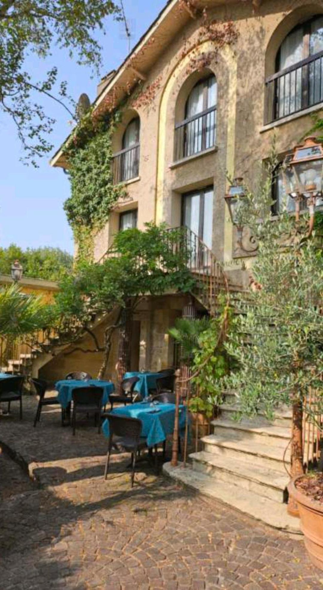 Logis Hotel Noemys Gradignan Buitenkant foto
