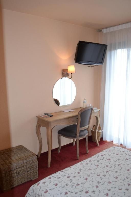 Logis Hotel Noemys Gradignan Buitenkant foto